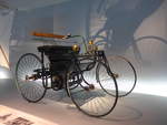 (186'310) - Daimler Motor-Quadricycle  Stahlradwagen  von 1889 am 12. November 2017 in Stuttgart, Mercedes-Benz Museum