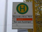 (186'497) - Bus-Haltestelle - Stuttgart, Mercedes-Benz Welt - am 12.