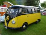 Volkswagen/429699/160297---vw-bus---be-293021 (160'297) - VW-Bus - BE 293'021 - am 9. Mai 2015 in Brienz, Camping Aaregg