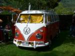 Volkswagen/429879/160320---vw-bus---sz-28782 (160'320) - VW-Bus - SZ 28'782 - am 9. Mai 2015 in Brienz, Camping Aaregg