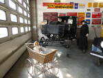 (237'101) - Kinderwagen und Kutsche am 12. Juni 2022 in Faido, Garage Barenco