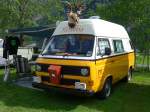 Volkswagen/429705/160303---vw-bus---ag-414093 (160'303) - VW-Bus - AG 414'093 - (ex PTT) am 9. Mai 2015 in Brienz, Camping Aaregg
