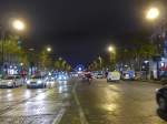 (167'037) - Die Champs-Elyses am Abend am 16.