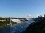 clifton-hill/369978/152846---die-niagara-falls-vom (152'846) - Die Niagara Falls vom kanadischen Zoll aus am 15. Juli 2014 in Clifton Hill