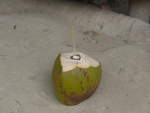 (212'008) - Trinkfertige Kokosnuss am 22.