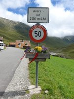 Ortstafeln/522108/174208---ortstafel-von-avers-juf (174'208) - Ortstafel von Avers Juf mit Hchstgeschwindigkeit am 21. August 2016