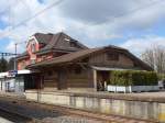 (159'445) - Der Bahnhof von Rickenbach-Attikon am 27. Mrz 2015