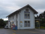 (172'848) - Der Bahnhof von Yvonand am 12.
