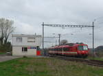 bahnhofe-haltestellen/552472/179355---cj-pendelzug---nr-141-4 (179'355) - CJ-Pendelzug - Nr. 141-4 - am 2. April 2017 im Bahnhof Vendlincourt