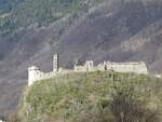 schlosser/811346/248731---castello-di-mesocco-am (248'731) - Castello di Mesocco am 16. April 2023 von Soazza aus