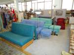 (129'176) - Sofaabteilung im BrockiShop am 31. August 2010
