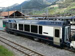 (234'851) - MOB-Steuerwagen (Testfahrzeug) - Nr. 382 - am 26. April 2022 im Bahnhof Zweisimmen
