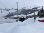 (148'794) - Viel Schnee beim Bahnhof in Airolo am 9. Februar 2014