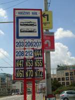 (128'522) - Bus-Haltestelle - Bratislava, Hodzovo Nm - am 10.