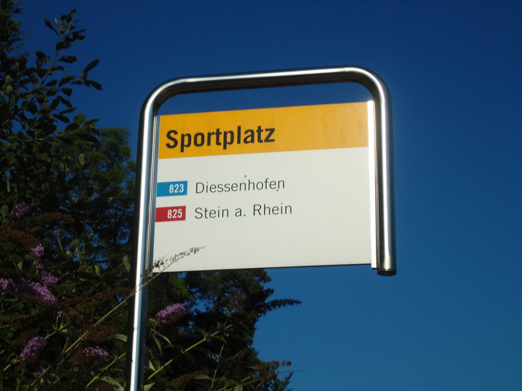 (128'907) - PostAuto-Haltestelle - Frauenfeld, Sportplatz - am 21. August 2010