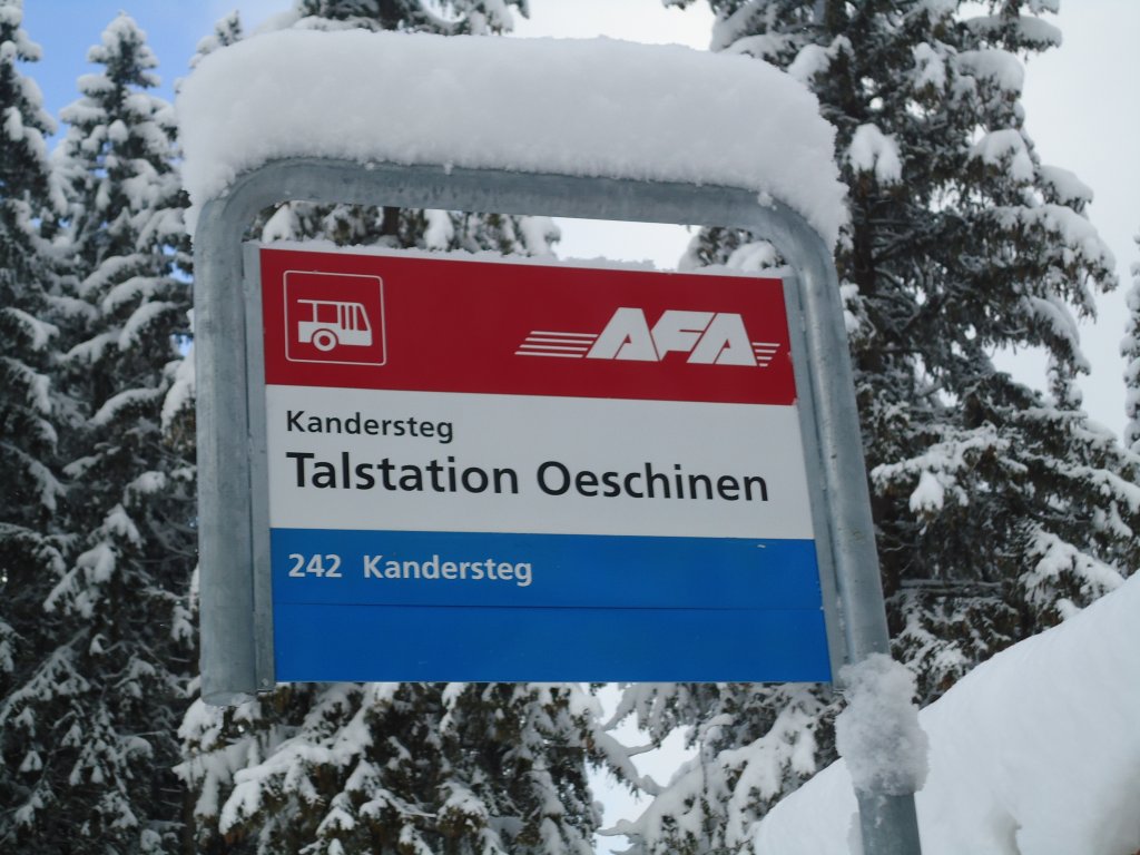 (131'693) - AFA-Haltestelle - Kandersteg, Talstation Oeschinen - am 26. Dezember 2010