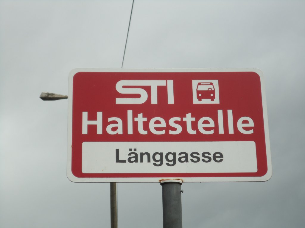 (133'210) - STI-Haltestelle - Thun, Lnggasse - am 12. April 2011