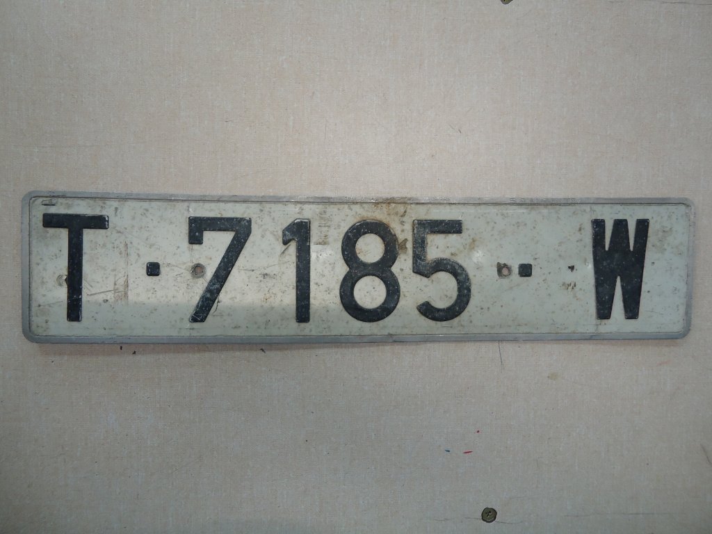 (135'342) - Autonummer aus Spanien - T 7185 W - am 30. Juli 2011 im BrockiShop