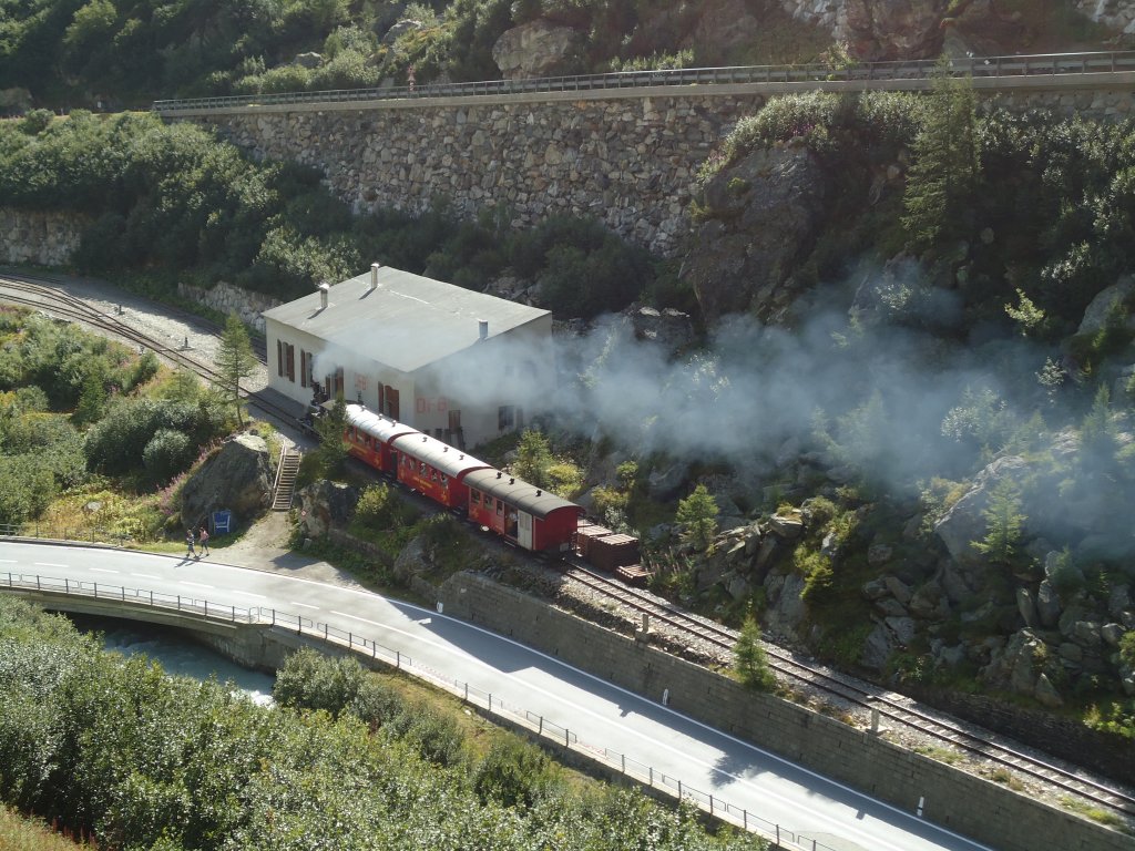 (135'687) - Die Furka Dampfbahn am 21. August 2011 bei Gletsch