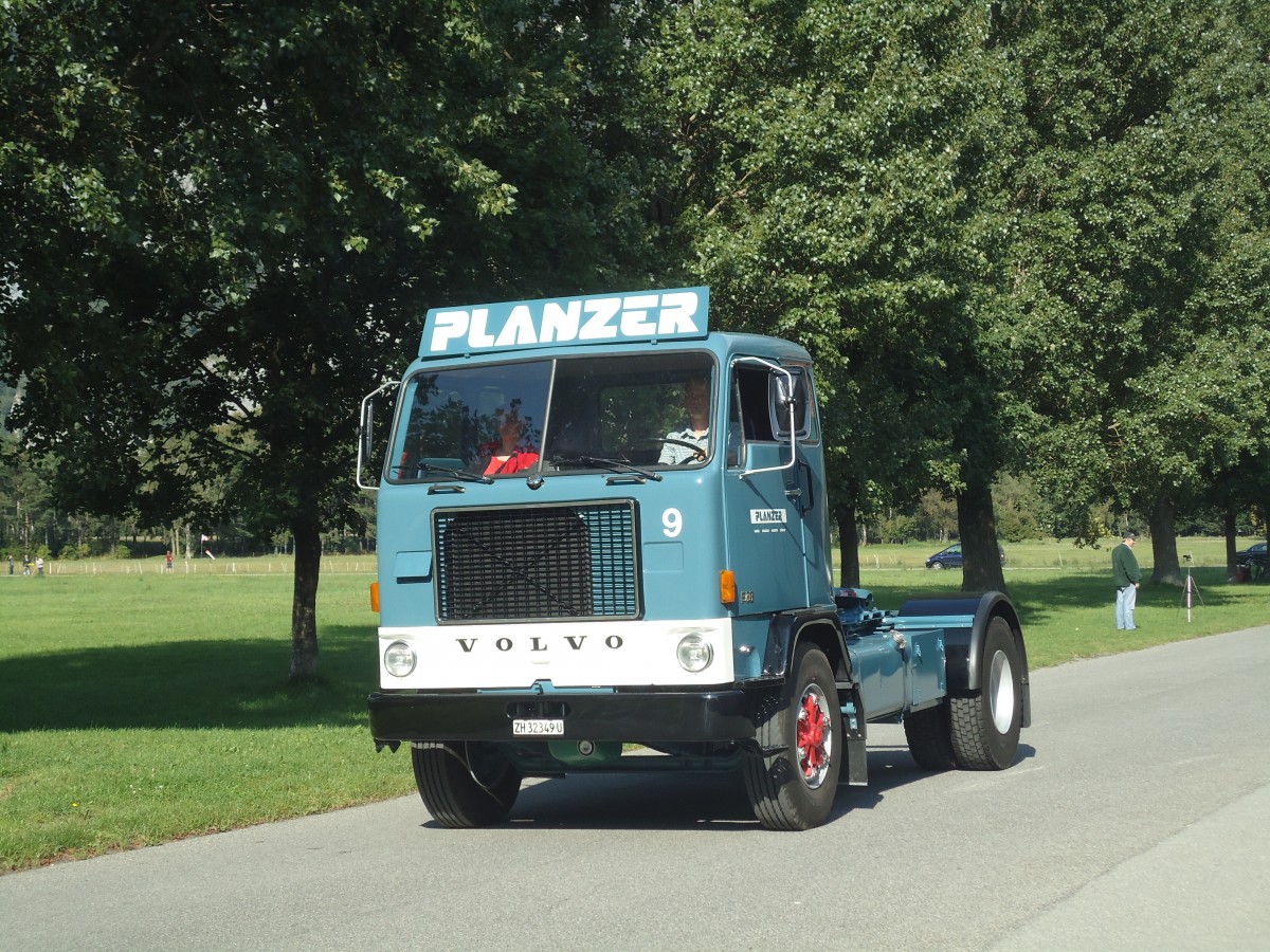 (141'676) - Planzer, Dietikon - Nr. 9/ZH 32'349 U - Volvo am 15. September 2012 in Chur, Waffenplatz