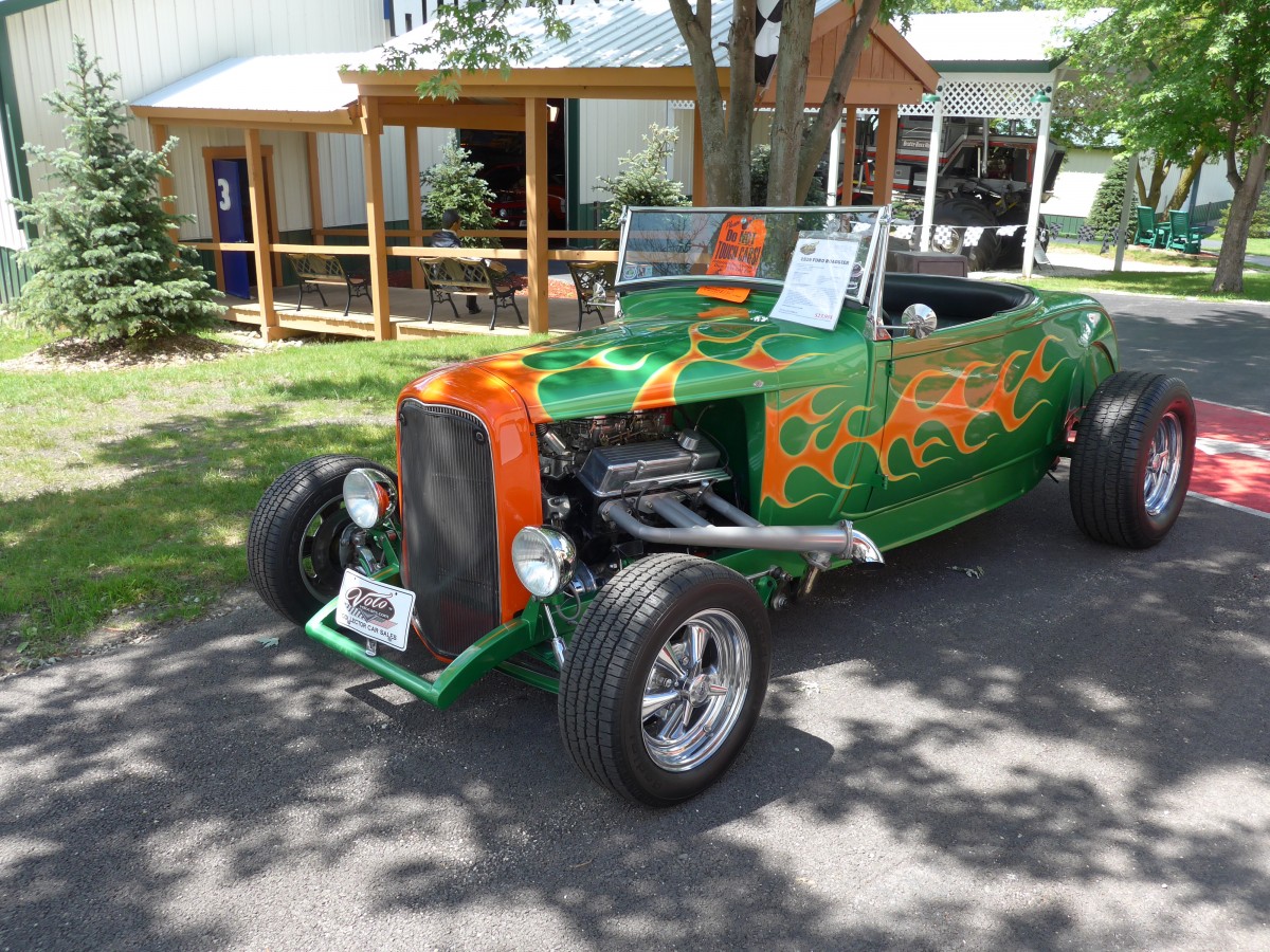 (152'320) - Ford am 9. Juli 2014 in Volo, Auto Museum