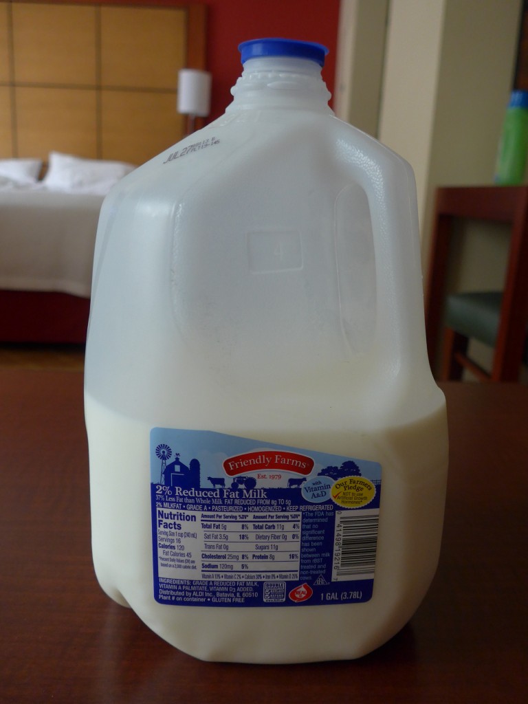 (152'646) - Eine Gallone Milch am 12. Juli 2014