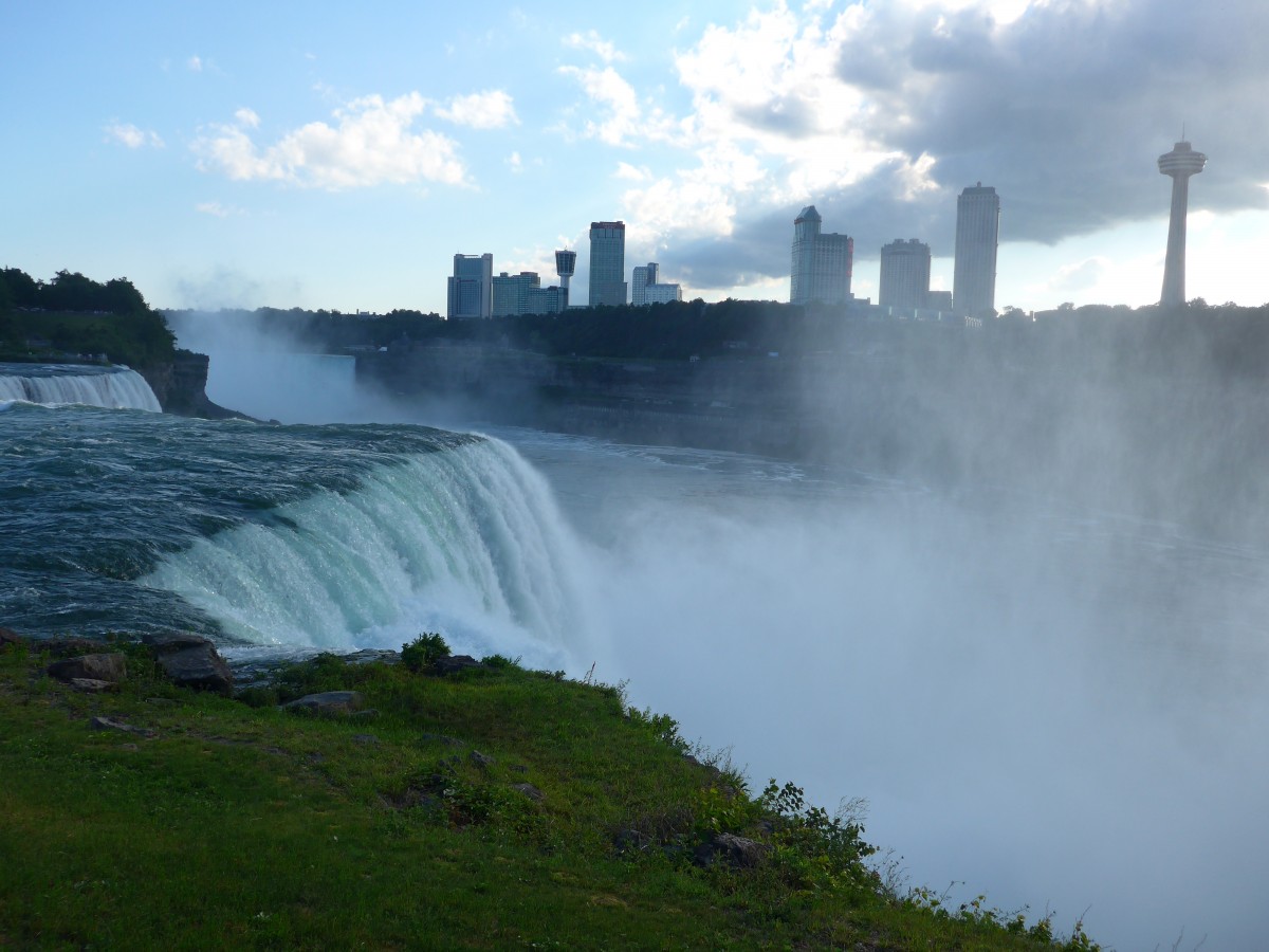 (152'795) - Die American Falls am 15. Juli 2014 in Niagara Falls