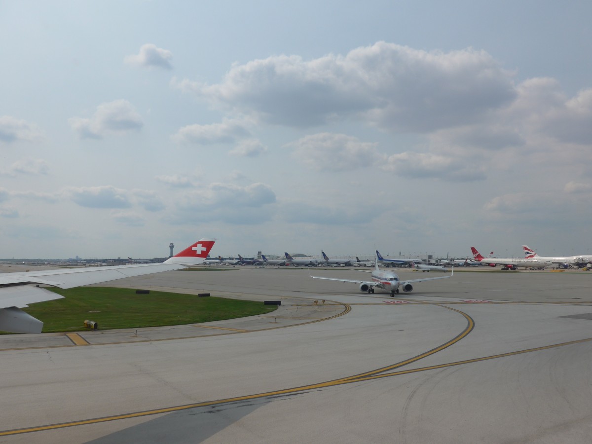 (153'434) - Auf dem Flughafen O'Hare in Chicago am 20. Juli 2014