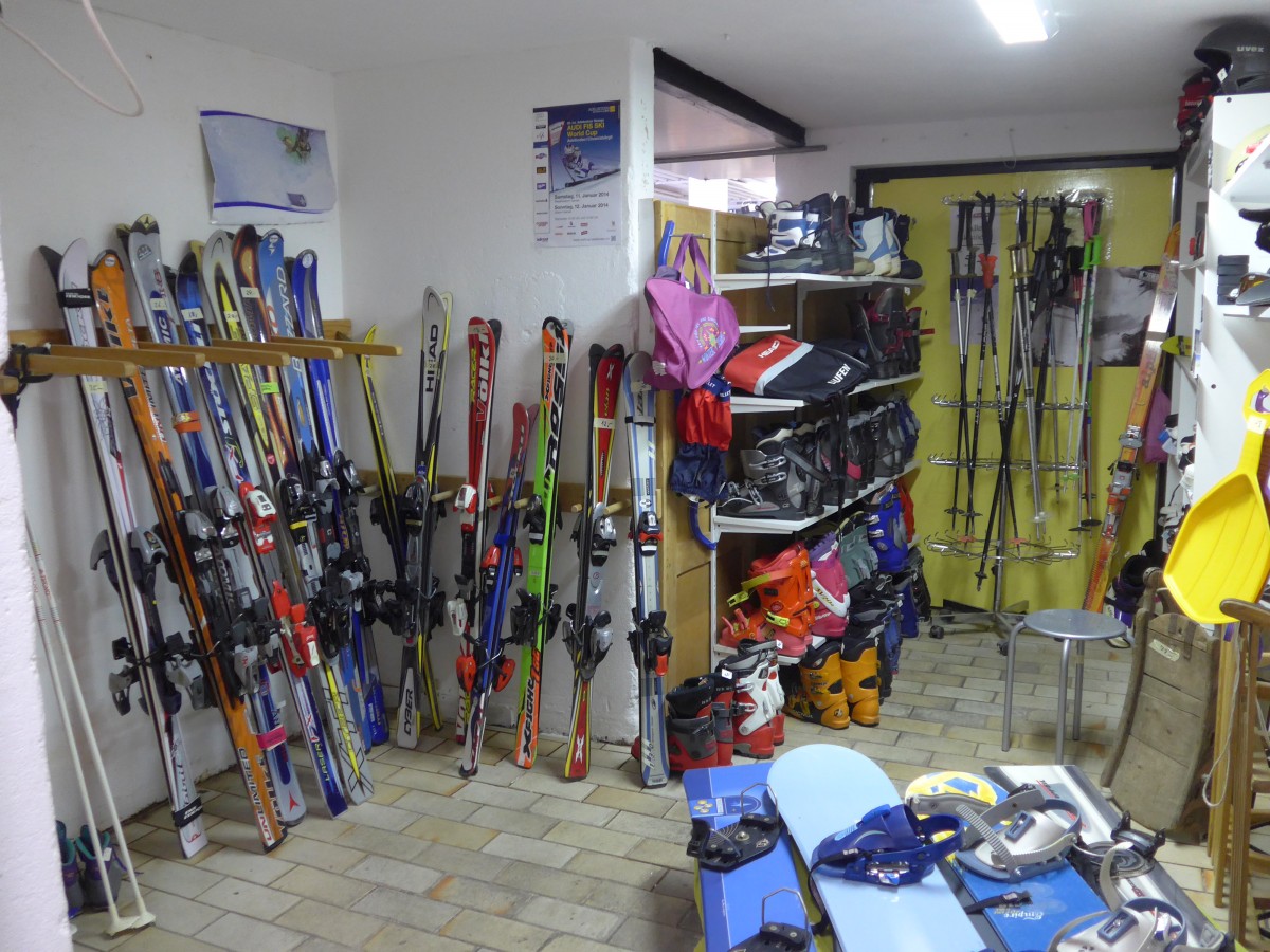 (155'795) - Erffnung Skiraum am 17. Oktober 2014 im BrockiShop