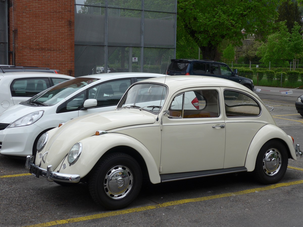 (160'168) - VW-Kfer am 5. Mai 2015 in Thun, Rosenau