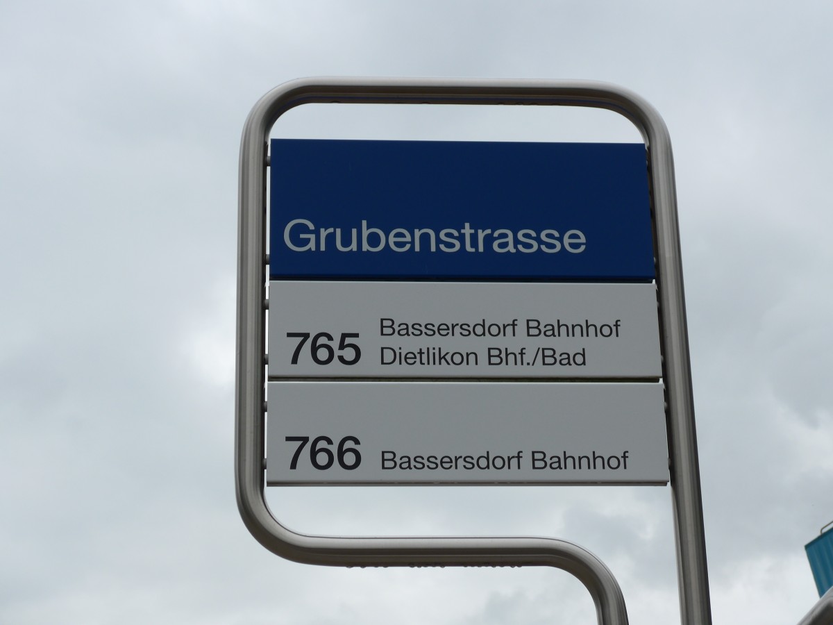 (163'362) - VBG-Haltestelle - Kloten, Grubenstrasse - am 15. August 2015
