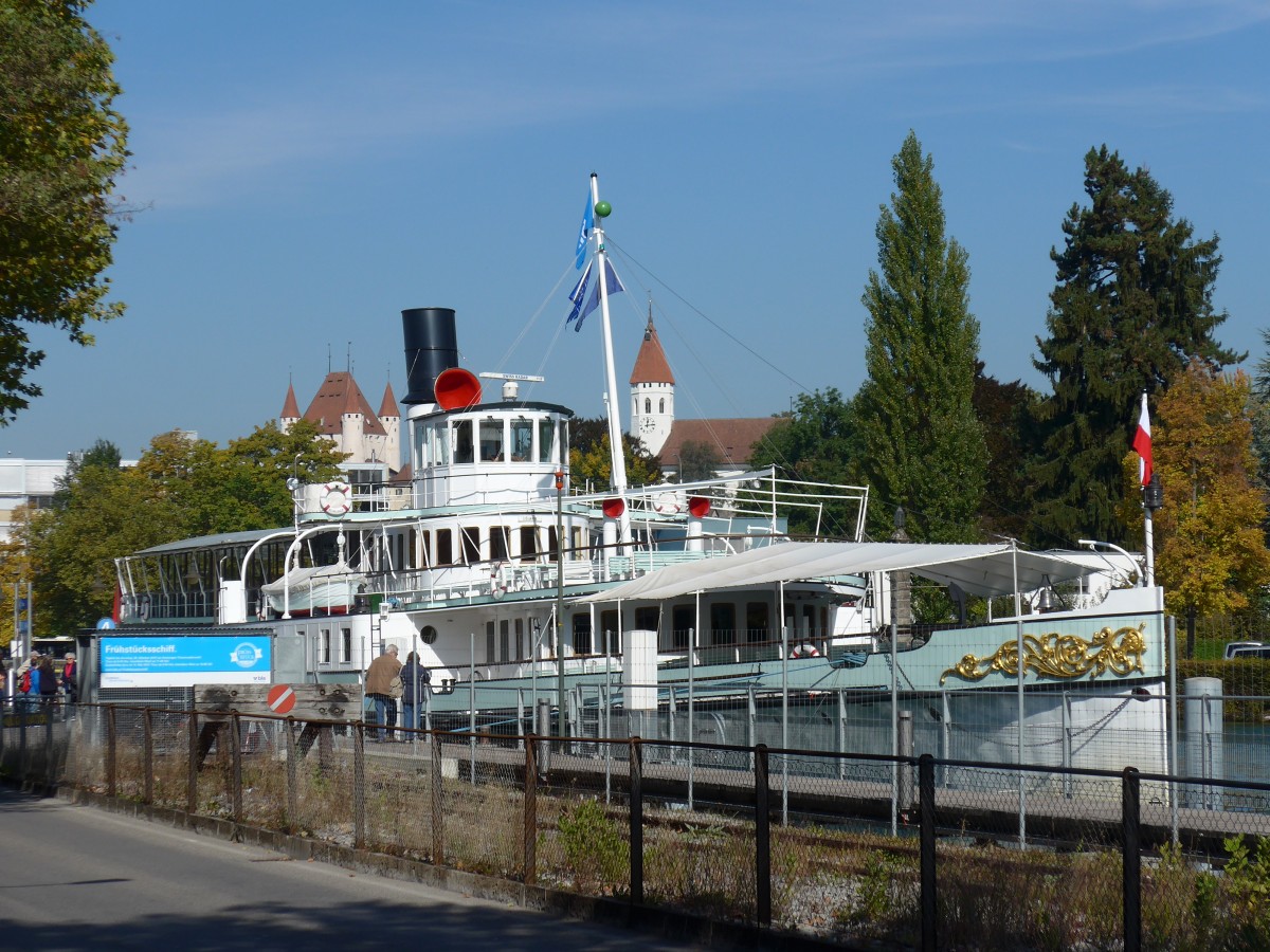 (165'930) - Dampfschiff Blmlisalp am 2. Oktober 2015 an der Schifflndte Thun
