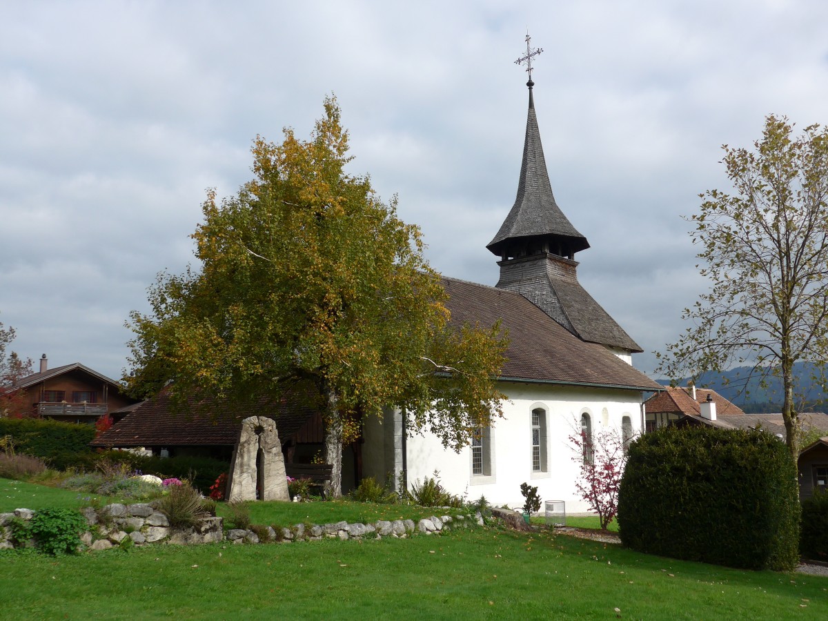 (166'211) - Die Kirche Reutigen am 11. Oktober 2015