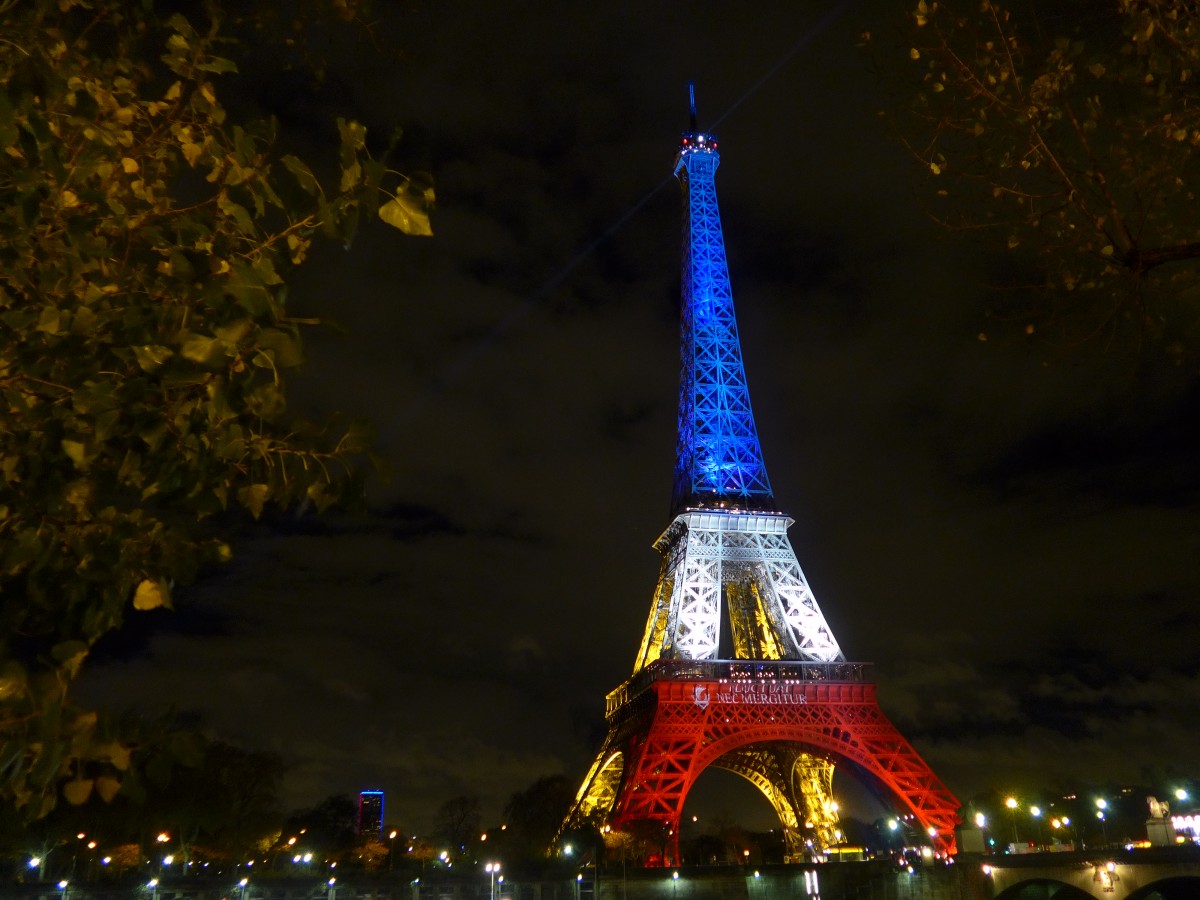 (167'307) - Der Eiffelturm am 17. November 2015 in Paris
