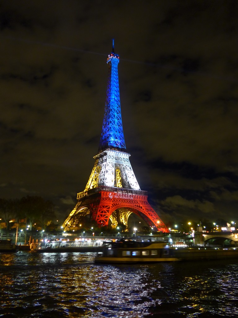 (167'315) - Der Eiffelturm am 17. November 2015 in Paris