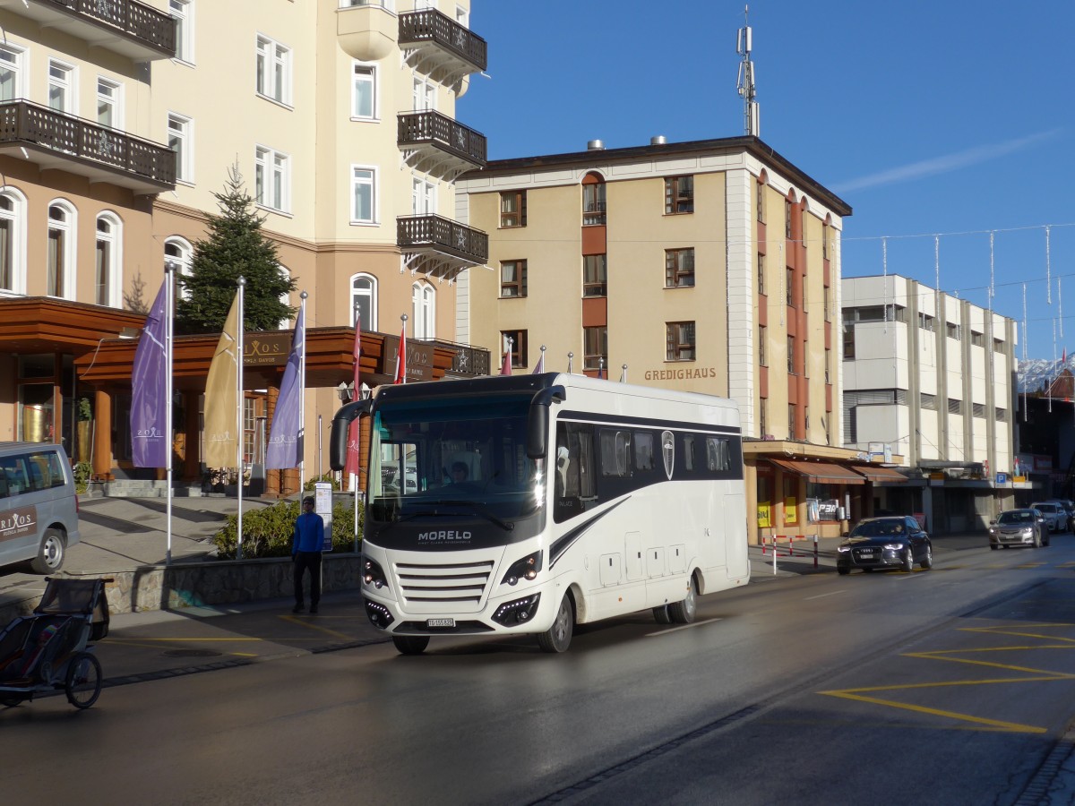 (167'802) - Morelo - TG 155'829 - Wohnmobil am 19. Dezember 2015 beim Bahnhof Davos Dorf