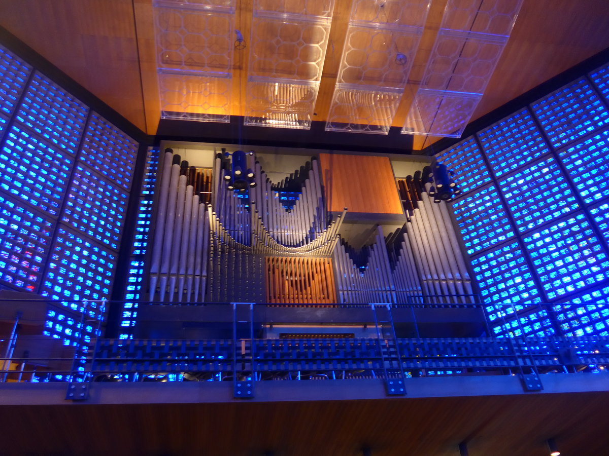 (183'483) - Orgel in der neuen Kirche bei der Kaiser-Wilhelm-Gedchtniskirche am 11. August 2017 in Berlin
