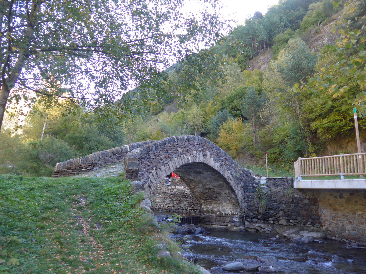 (185'316) - Pont d'Estarell am 27. September 2017 bei Llorts