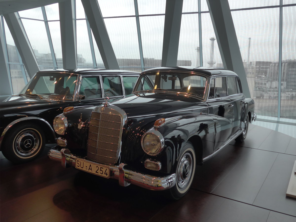 (186'456) - Mercedes-Benz 300 von 1959; Konrad Adenauer - SU-A 254 - am 12. November 2017 in Stuttgart, Mercedes-Benz Museum
