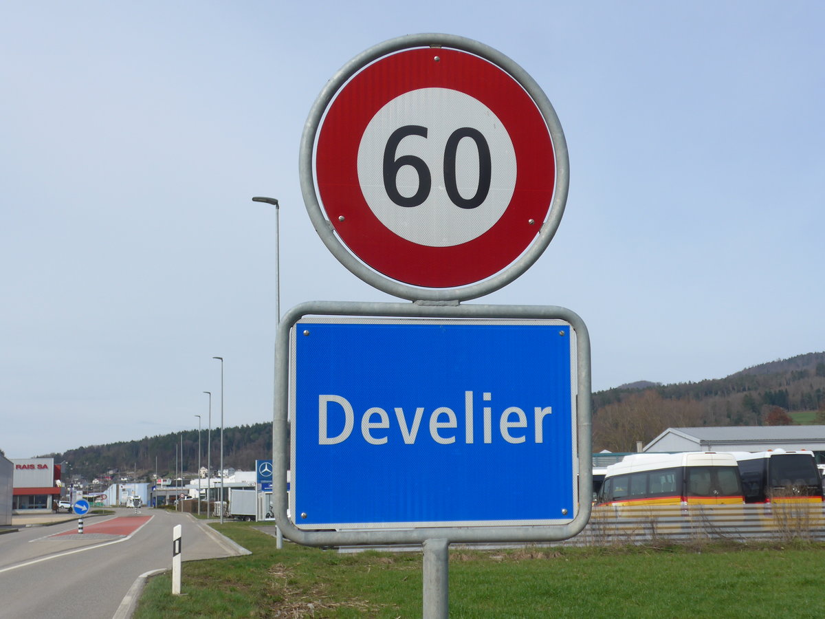 (189'919) - Ortstafel von Develier am 2. April 2018