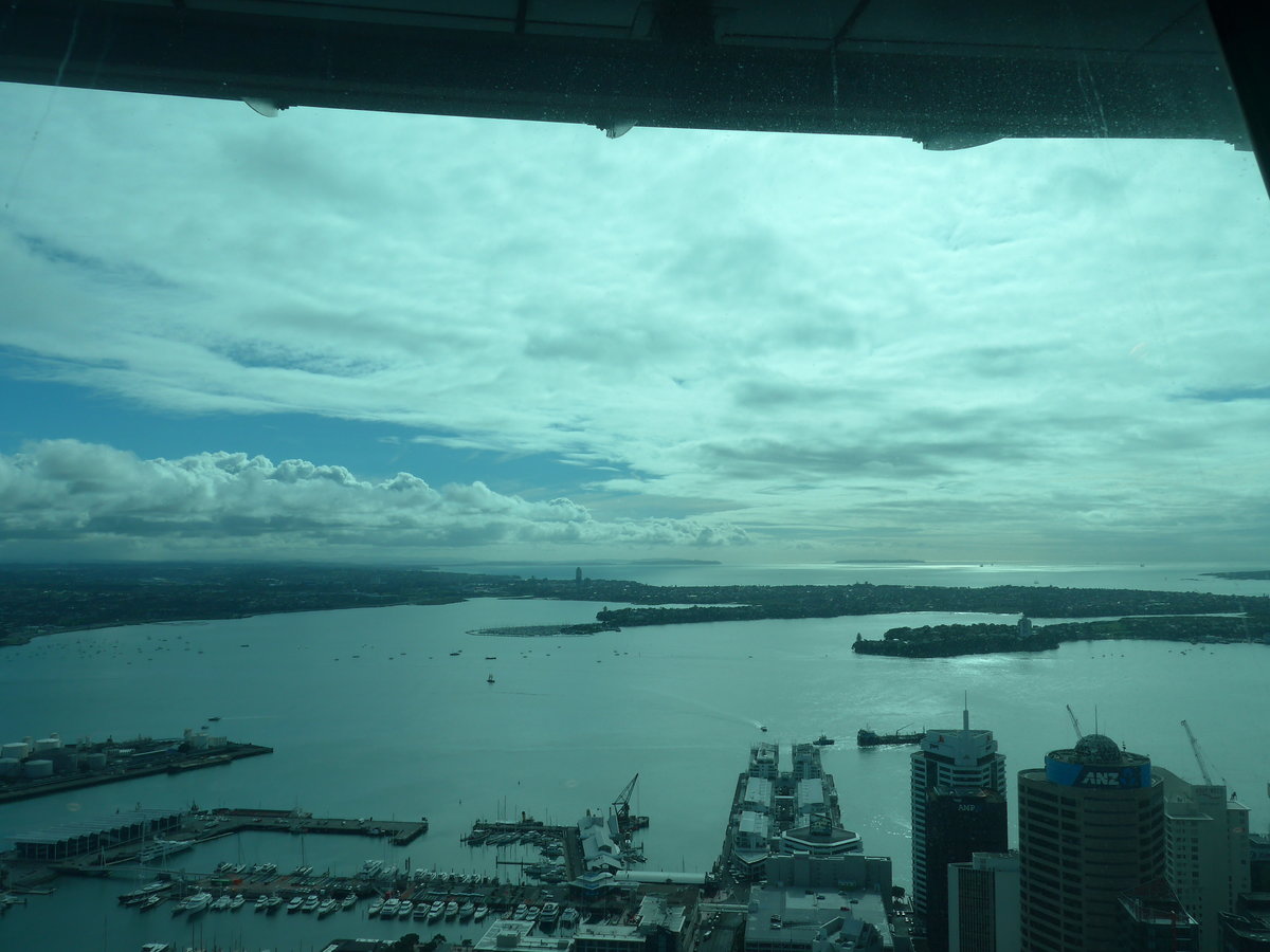 (192'170) - Auckland am 1. Mai 2018 vom Sky Tower aus