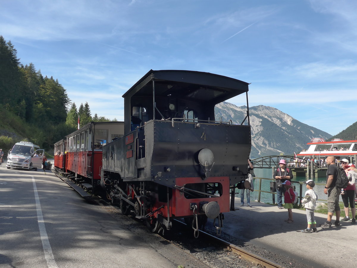 (196'806) - Zillertalbahn - Nr. 4 - am 11. September 2018 in Maurach
