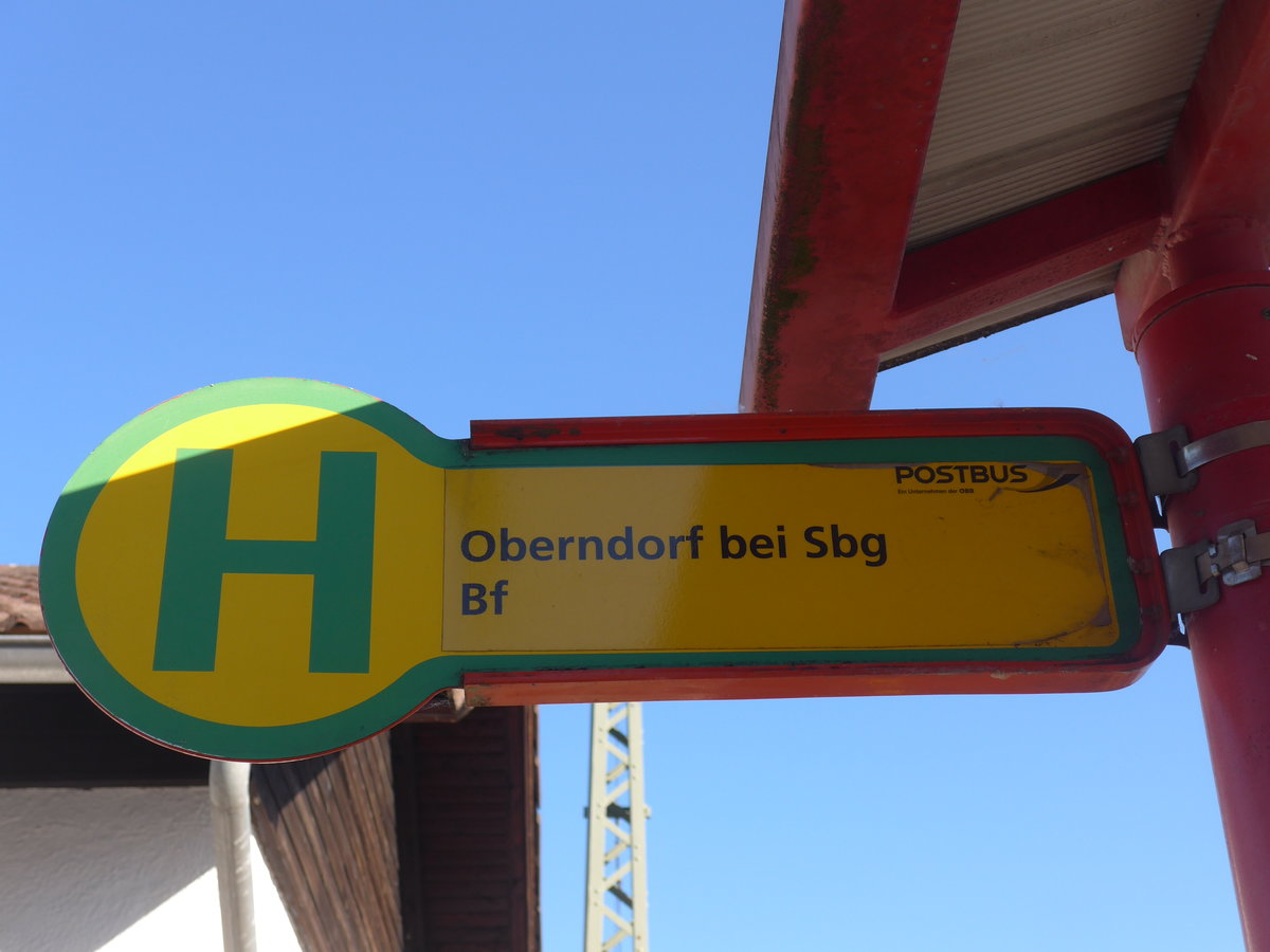 (196'985) - Bus-Haltestelle - Oberndorf bei Sbg, Bf - am 12. September 2018