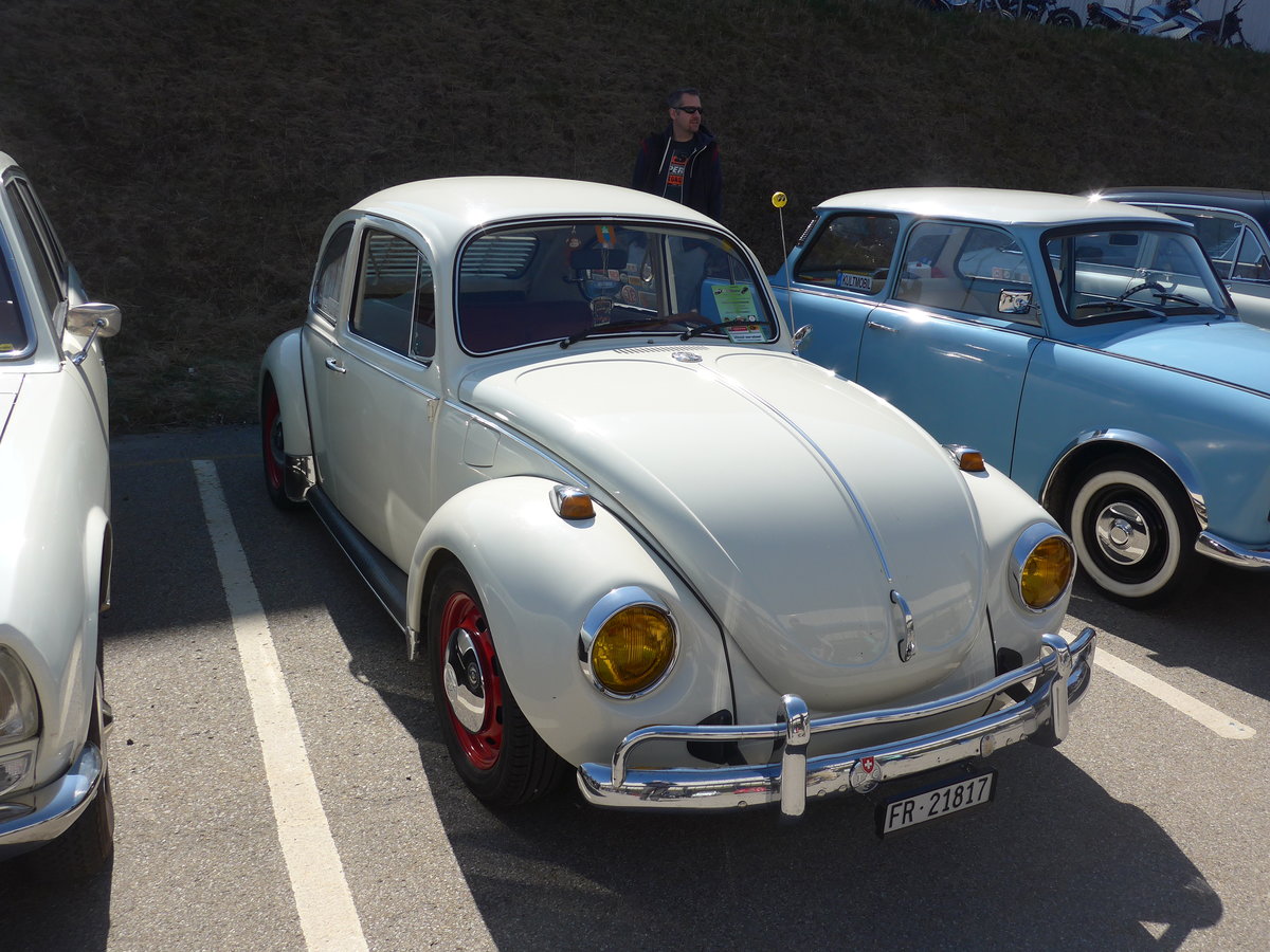 (203'161) - VW-Kfer - FR 21'817 - am 24. Mrz 2019 in Granges-Paccot, Forum-Fribourg