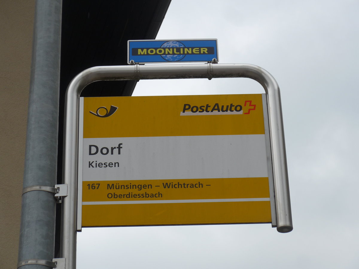 (203'648) - PostAuto-Haltestelle - Kiesen, Dorf - am 14. April 2019