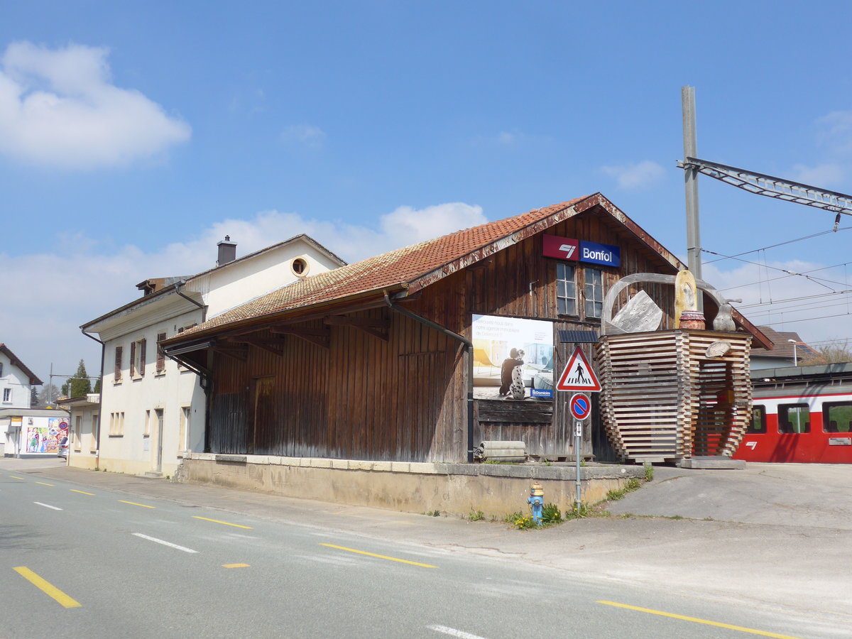 (203'740) - Der Bahnhof Bonfol am 15. April 2019