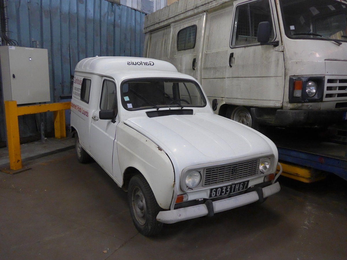 (204'341) - Renault - 6033 TH 67 - am 27. April 2019 in Wissembourg, AAF-Museum