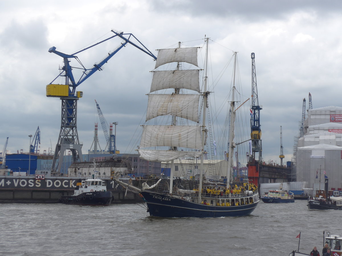 (204'730) - 830. Hafengeburtstag mit Schiffsparade am 10. Mai 2019 auf der Elbe in Hamburg