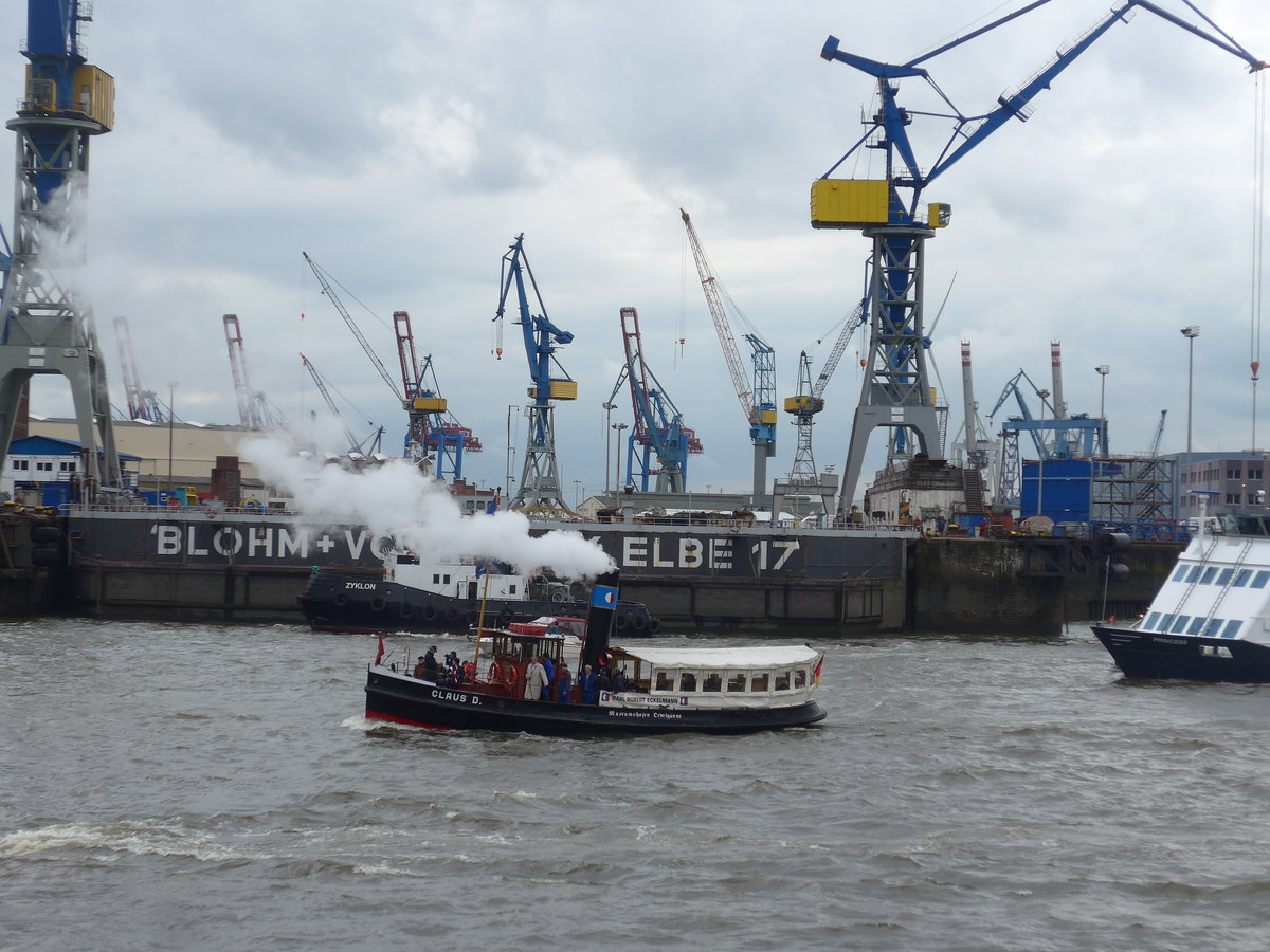 (204'736) - 830. Hafengeburtstag mit Schiffsparade am 10. Mai 2019 auf der Elbe in Hamburg