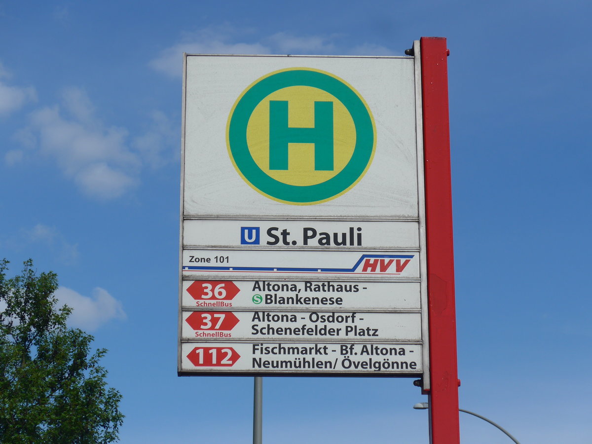 (204'964) - Bus-Haltestelle - Hamburg, St. Pauli - am 11. Mai 2019